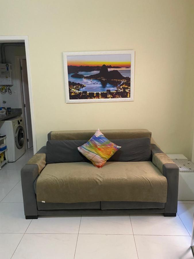 Copa Beach Home - Copacabana Posto 4 Quadra da Praia Rio de Janeiro Esterno foto